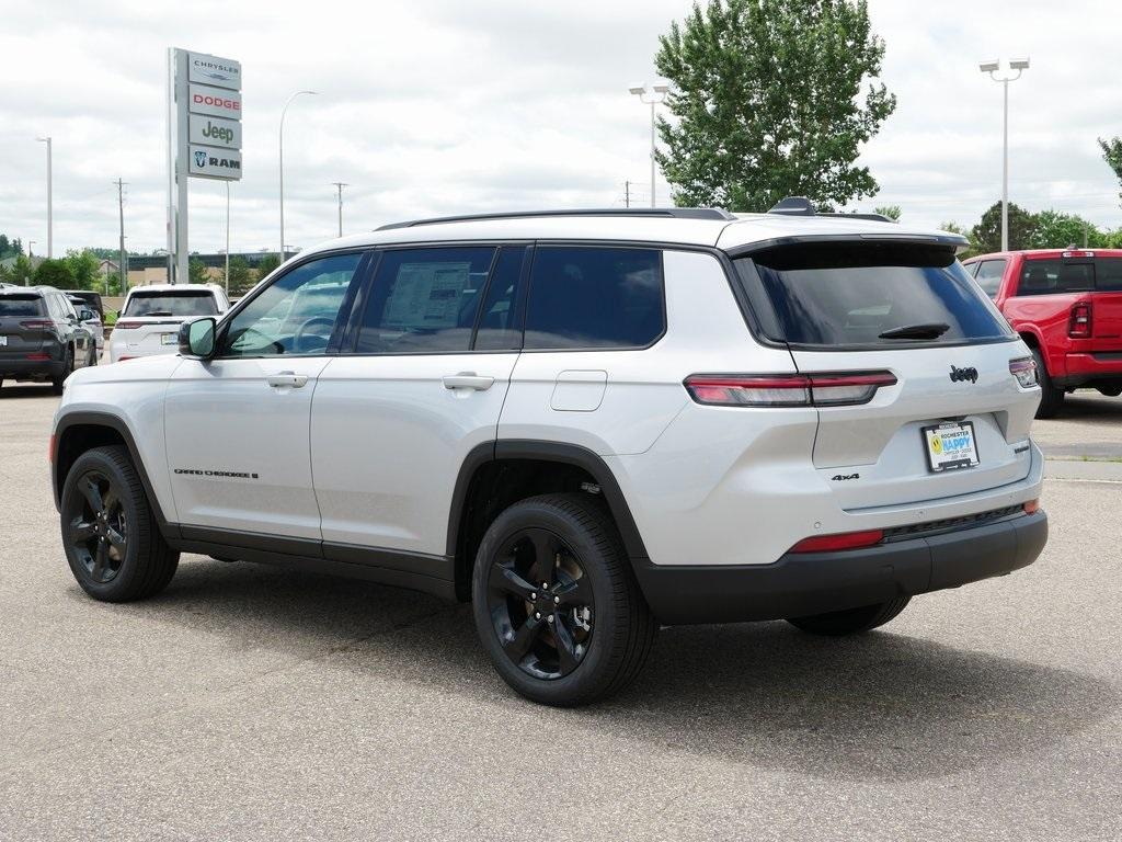 new 2025 Jeep Grand Cherokee L car, priced at $43,911