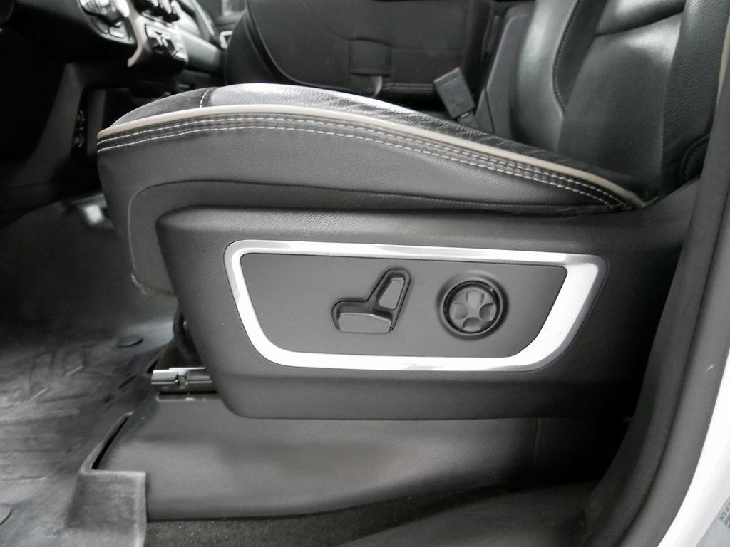 used 2021 Ram 1500 car, priced at $32,500