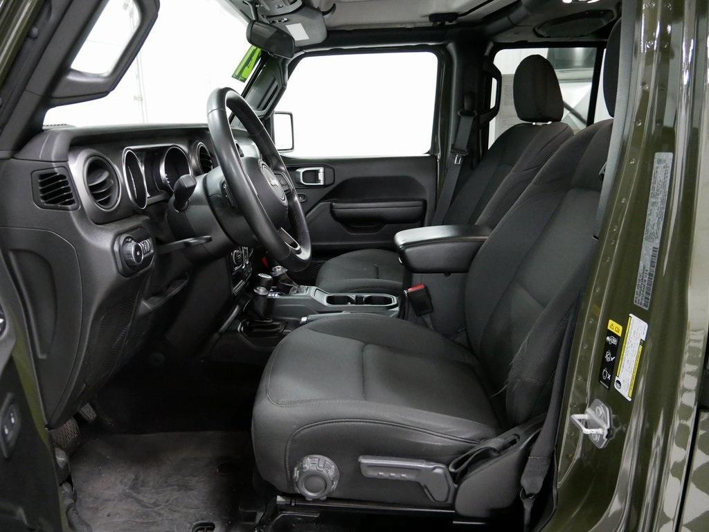 used 2021 Jeep Wrangler Unlimited car, priced at $31,000