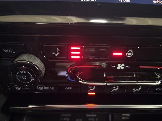 new 2025 Jeep Grand Cherokee car, priced at $47,036