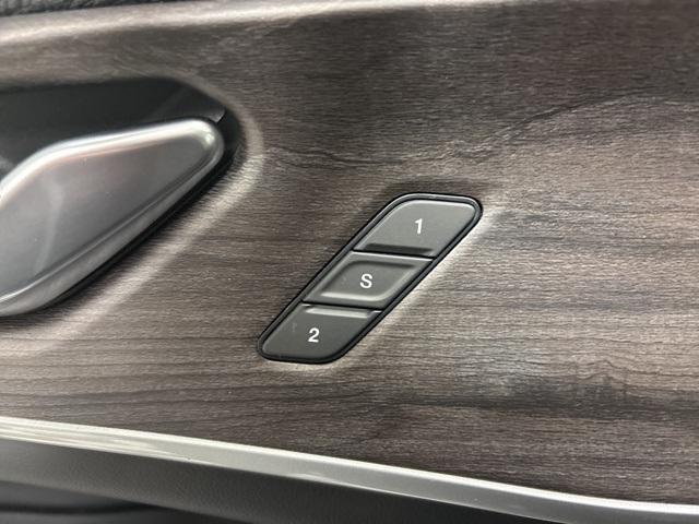 new 2025 Jeep Grand Cherokee car, priced at $47,036