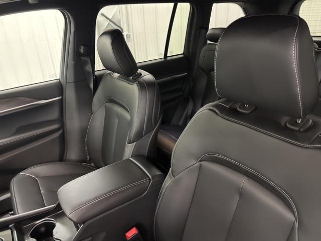 new 2025 Jeep Grand Cherokee car, priced at $47,036