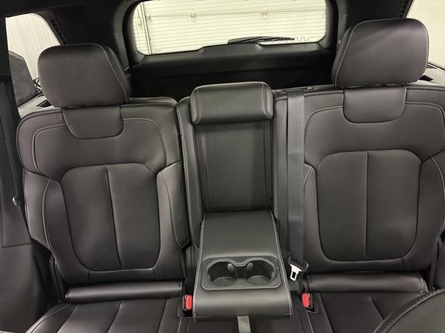 new 2025 Jeep Grand Cherokee car, priced at $47,036