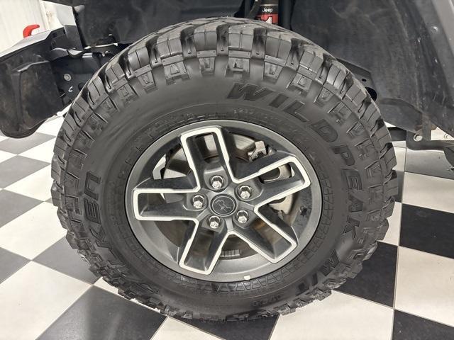 used 2024 Jeep Gladiator car, priced at $44,000