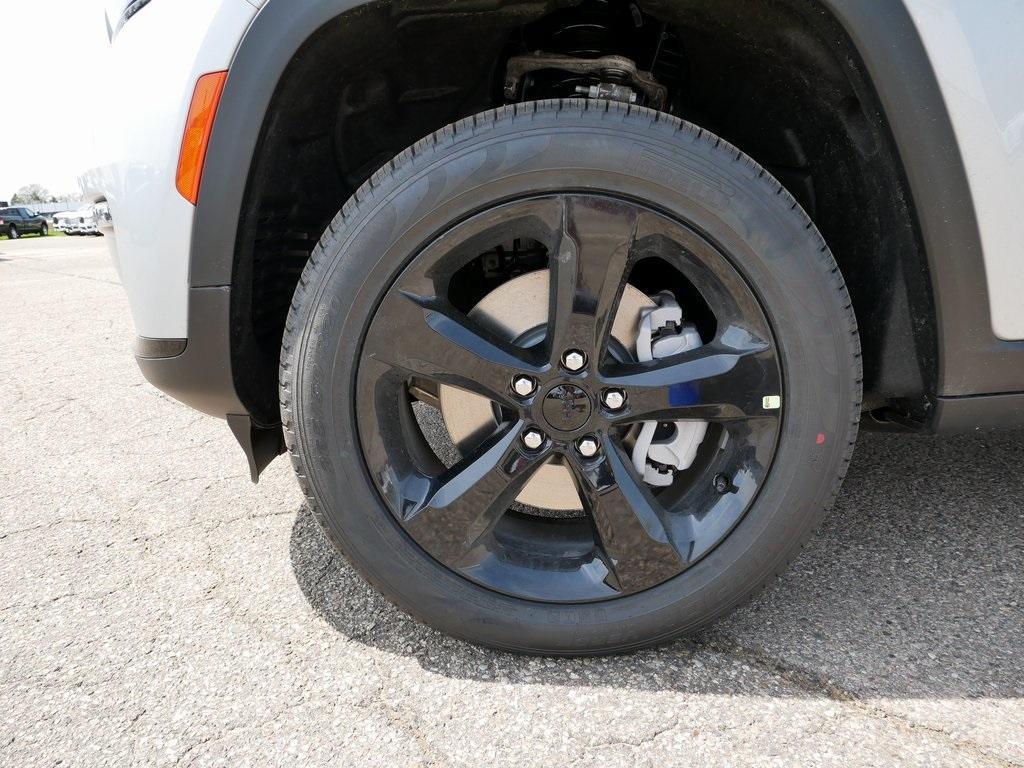 new 2025 Jeep Grand Cherokee L car, priced at $42,403