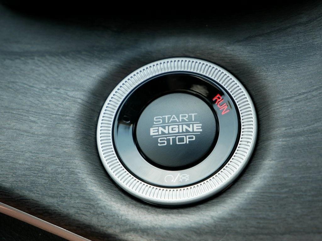 new 2025 Jeep Grand Cherokee L car, priced at $42,403