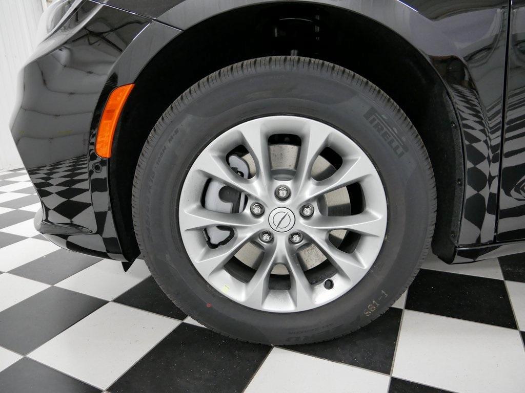 new 2026 Chrysler Pacifica car, priced at $43,374