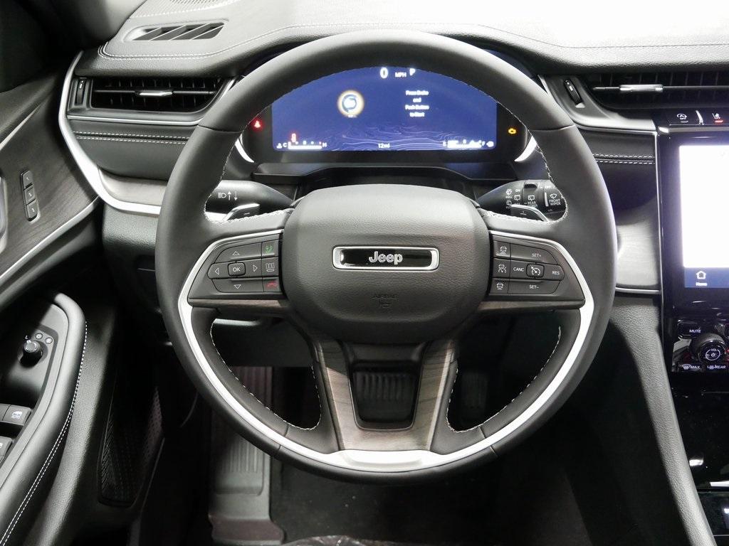 new 2025 Jeep Grand Cherokee L car, priced at $43,523