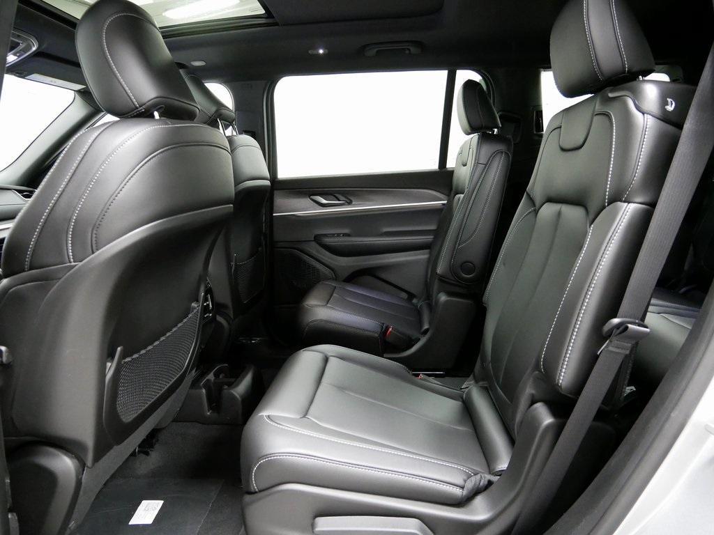 new 2025 Jeep Grand Cherokee L car, priced at $43,523