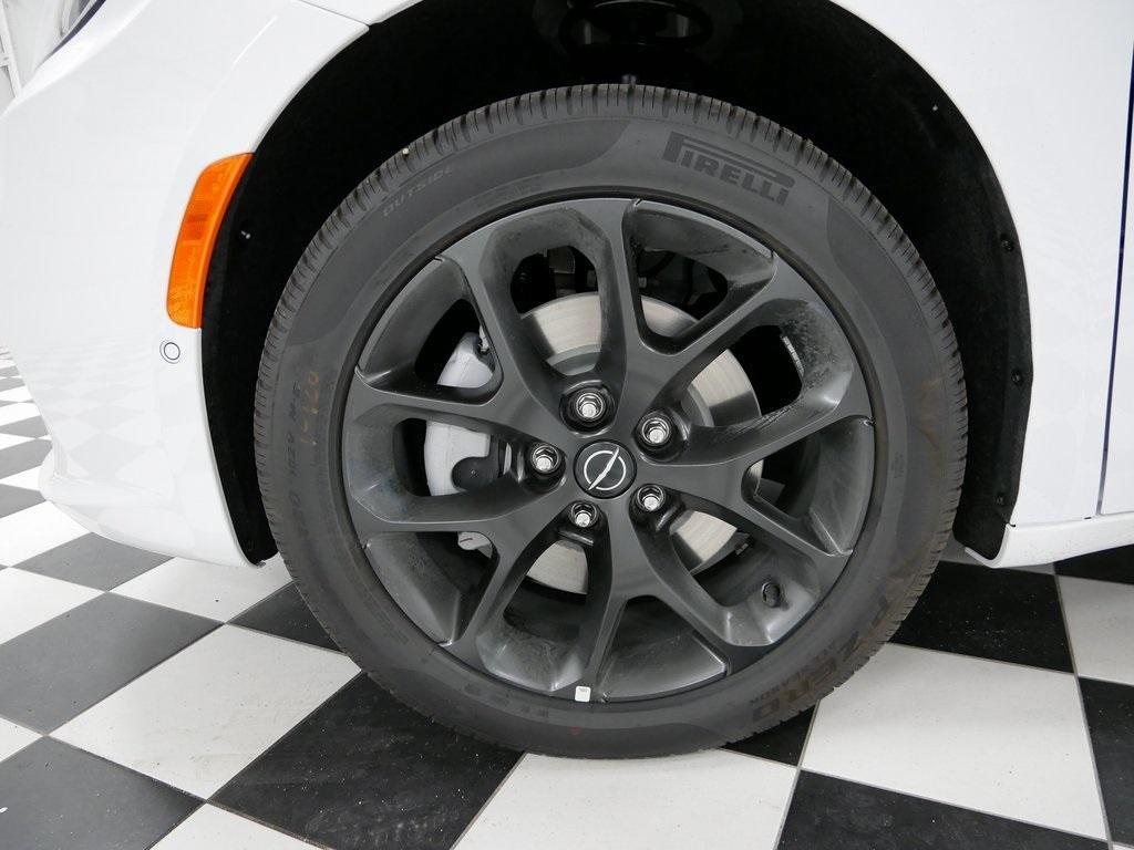 new 2026 Chrysler Pacifica car, priced at $47,993