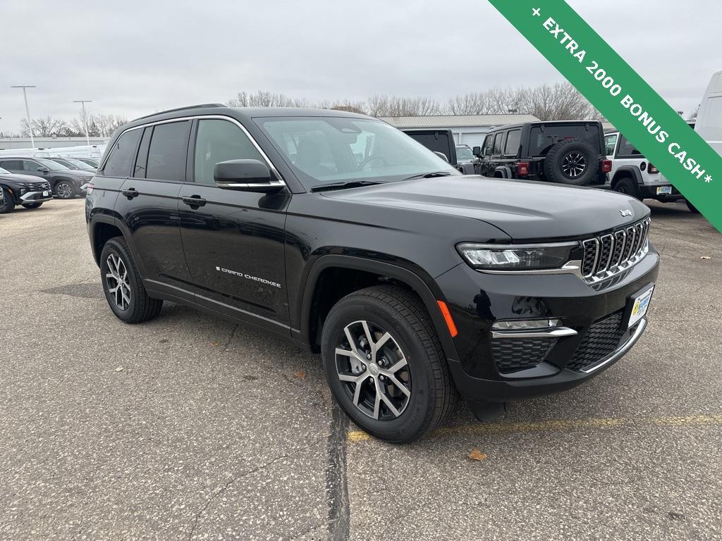 new 2025 Jeep Grand Cherokee car, priced at $44,654