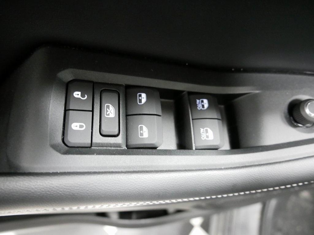 new 2024 Jeep Grand Cherokee car, priced at $39,740