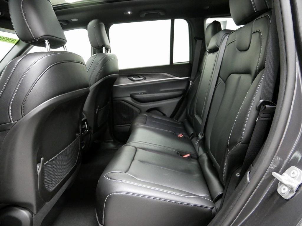 new 2024 Jeep Grand Cherokee car, priced at $39,740