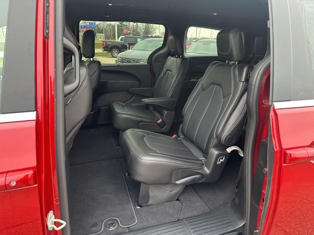 new 2026 Chrysler Pacifica car, priced at $41,490