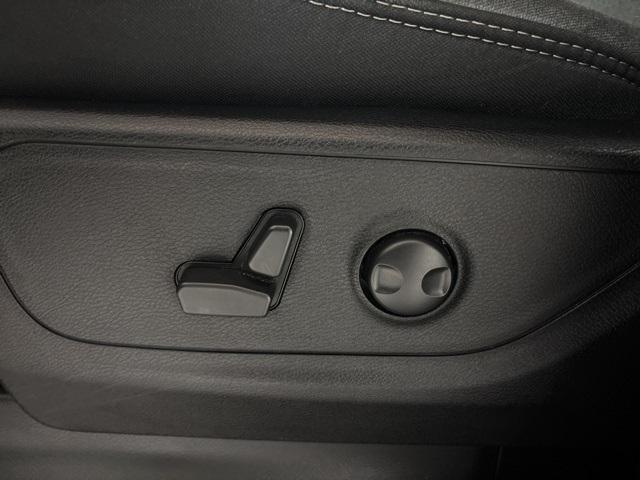 used 2022 Ram 1500 car, priced at $33,150