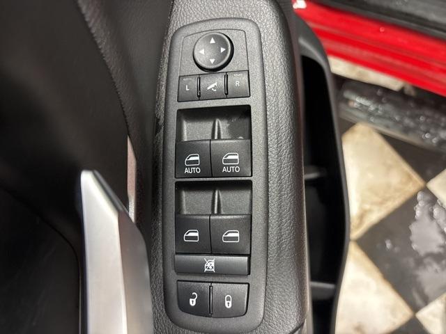 used 2022 Ram 1500 car, priced at $33,150