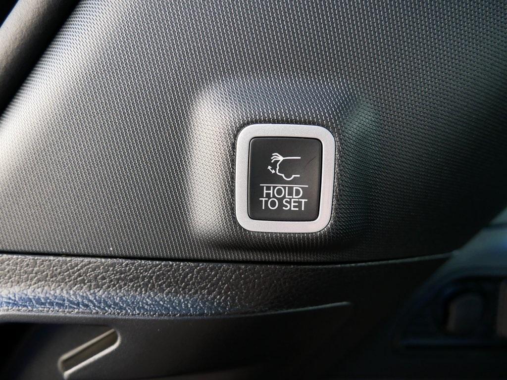 new 2025 Jeep Grand Cherokee car, priced at $42,930