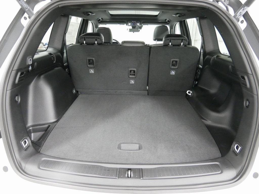 new 2025 Jeep Grand Cherokee car, priced at $44,134