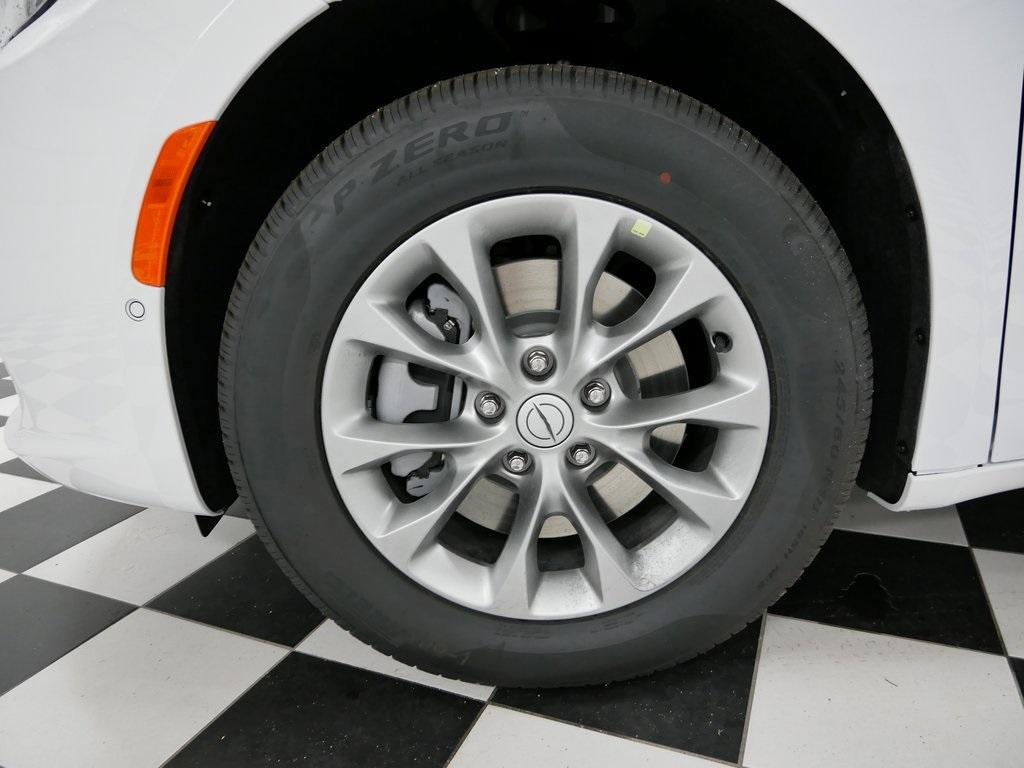 new 2026 Chrysler Pacifica car, priced at $43,374