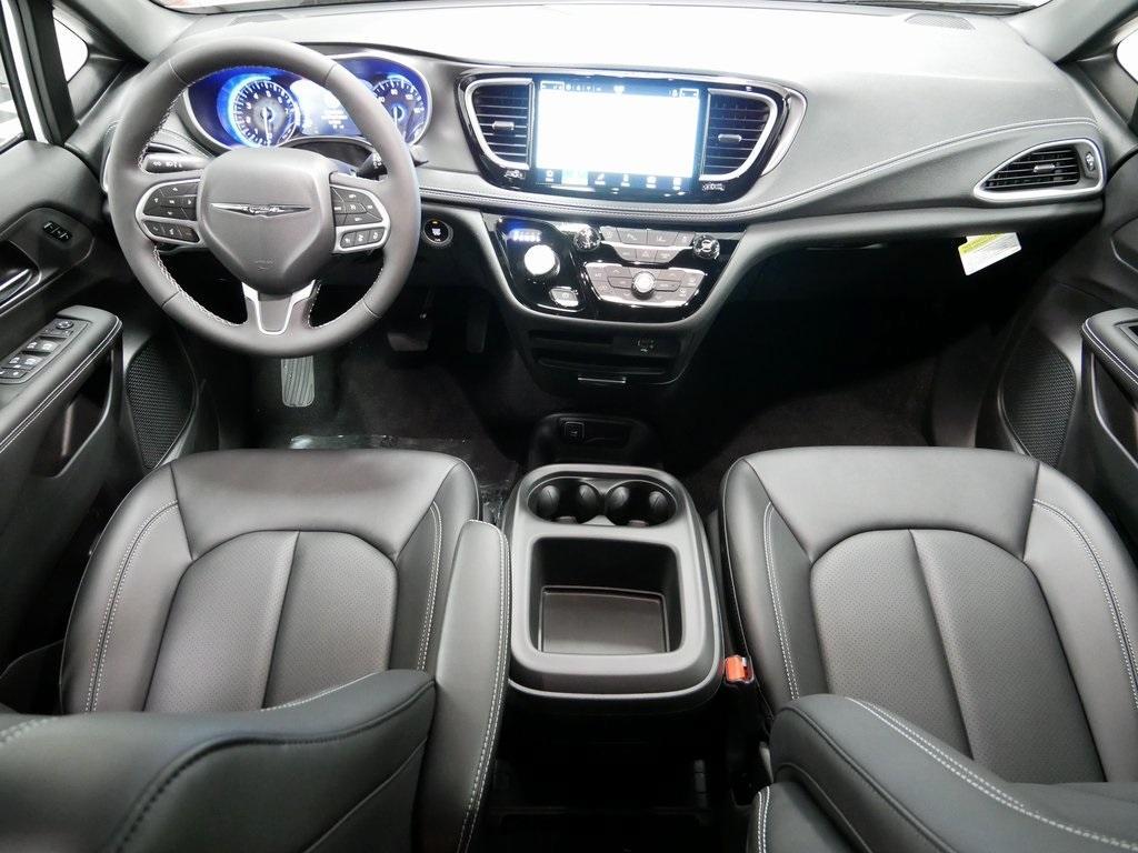 new 2026 Chrysler Pacifica car, priced at $43,374