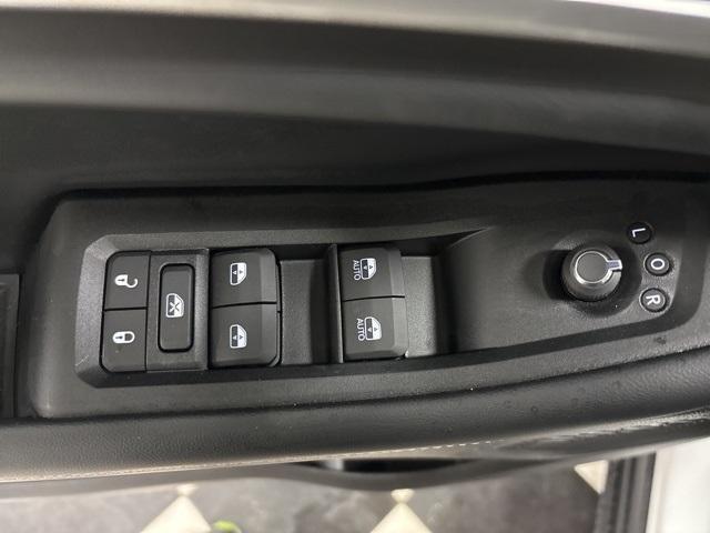 new 2025 Jeep Grand Cherokee car, priced at $46,426