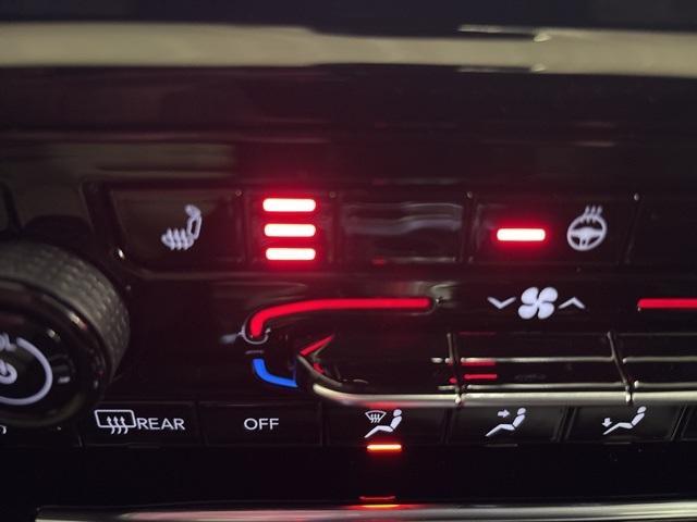 new 2025 Jeep Grand Cherokee car, priced at $46,426