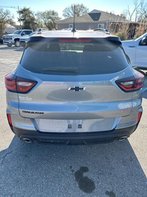 new 2025 Chevrolet TrailBlazer car, priced at $27,399