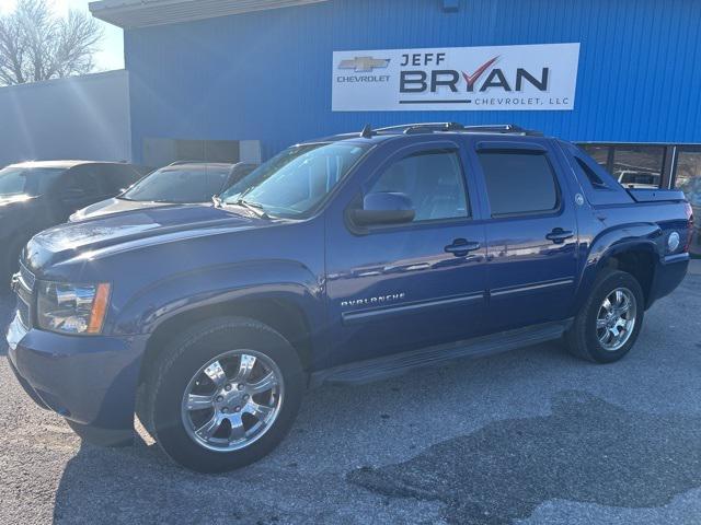 used 2013 Chevrolet Avalanche car, priced at $18,999