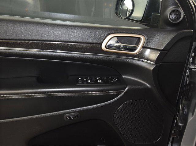 used 2015 Jeep Grand Cherokee car, priced at $14,746