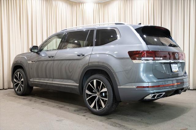 new 2025 Volkswagen Atlas car, priced at $54,140