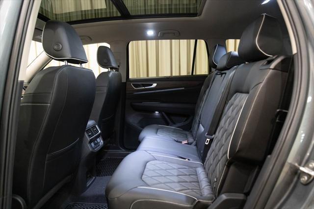 new 2025 Volkswagen Atlas car, priced at $54,140