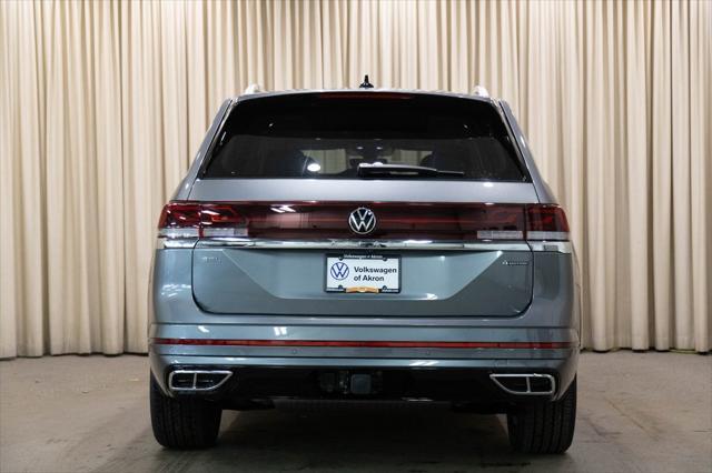 new 2025 Volkswagen Atlas car, priced at $54,140