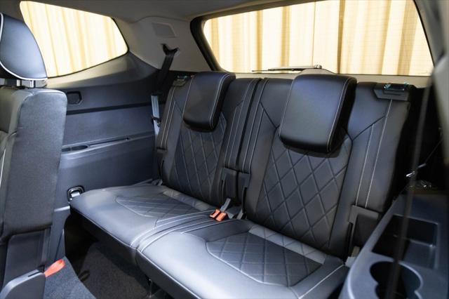 new 2025 Volkswagen Atlas car, priced at $54,140