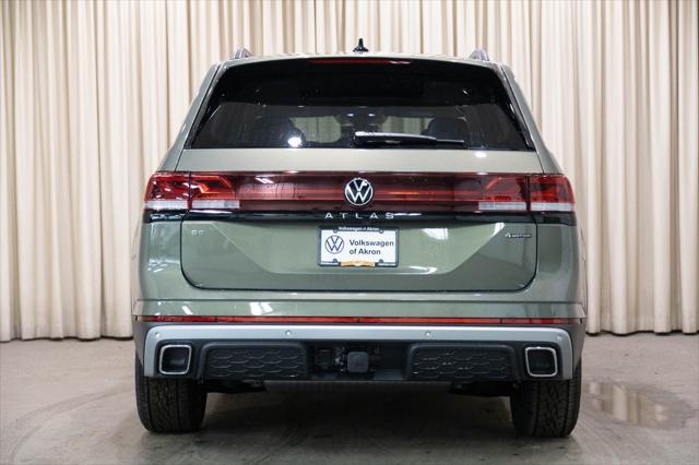 new 2025 Volkswagen Atlas car, priced at $47,308