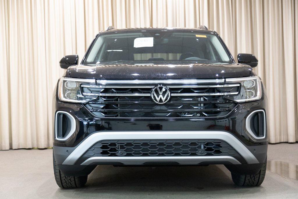 new 2025 Volkswagen Atlas car, priced at $47,995