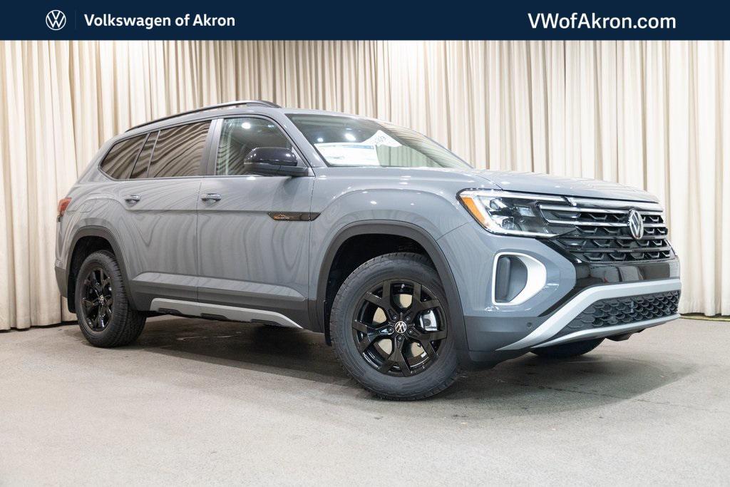 new 2025 Volkswagen Atlas car, priced at $48,380
