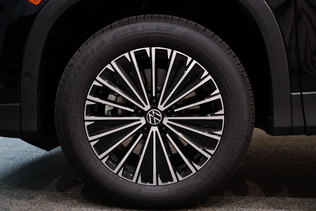 new 2026 Volkswagen Tiguan car, priced at $34,385