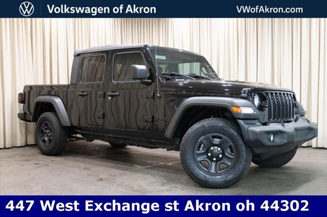 used 2021 Jeep Gladiator car, priced at $25,498