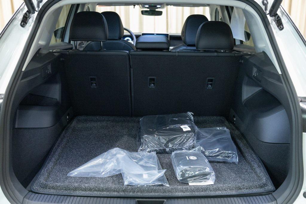 new 2025 Volkswagen Tiguan car, priced at $34,761