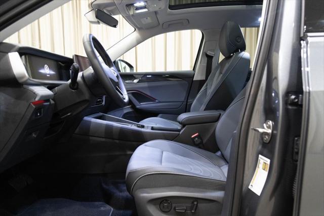 new 2025 Volkswagen Tiguan car, priced at $37,866