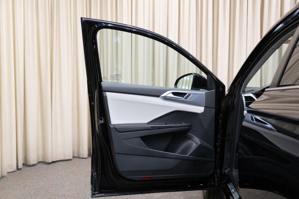 new 2025 Volkswagen Taos car, priced at $31,211