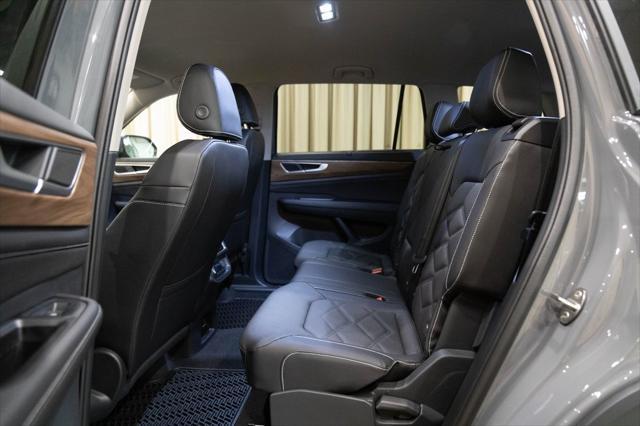 new 2025 Volkswagen Atlas car, priced at $45,295