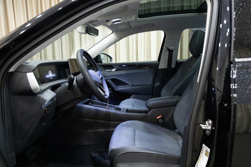 new 2025 Volkswagen Tiguan car, priced at $36,855