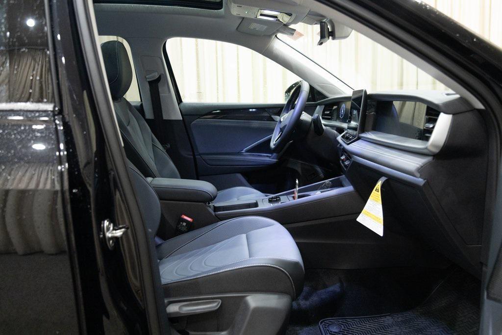 new 2025 Volkswagen Tiguan car, priced at $36,855