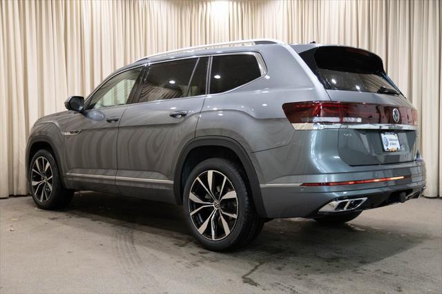 new 2025 Volkswagen Atlas car, priced at $54,783