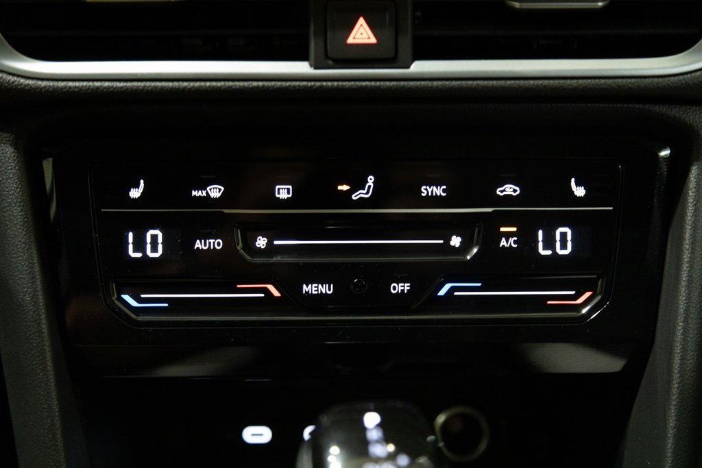 new 2025 Volkswagen Taos car, priced at $29,450