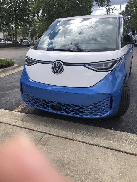 used 2025 Volkswagen ID. Buzz car, priced at $55,909