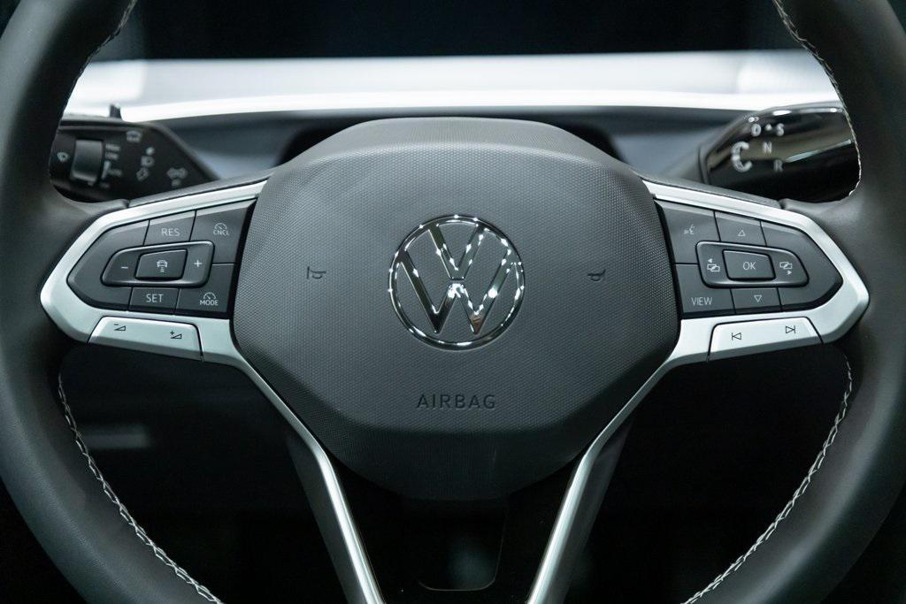 new 2025 Volkswagen Tiguan car, priced at $38,287