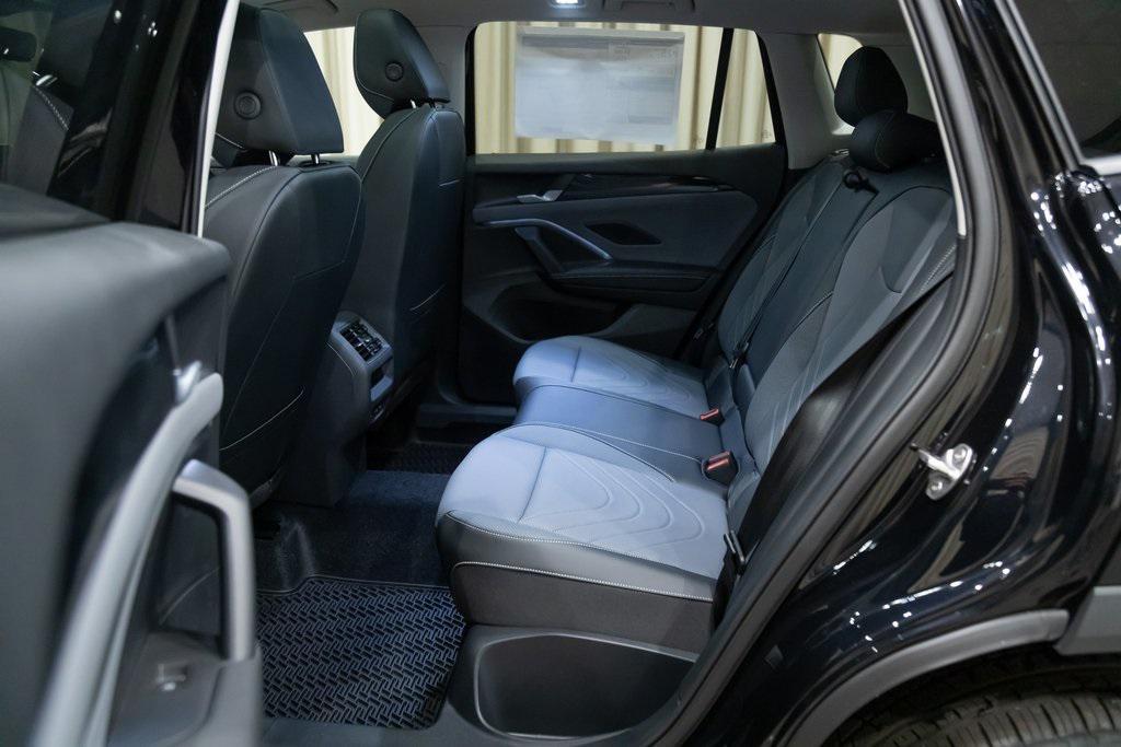 new 2025 Volkswagen Tiguan car, priced at $38,287