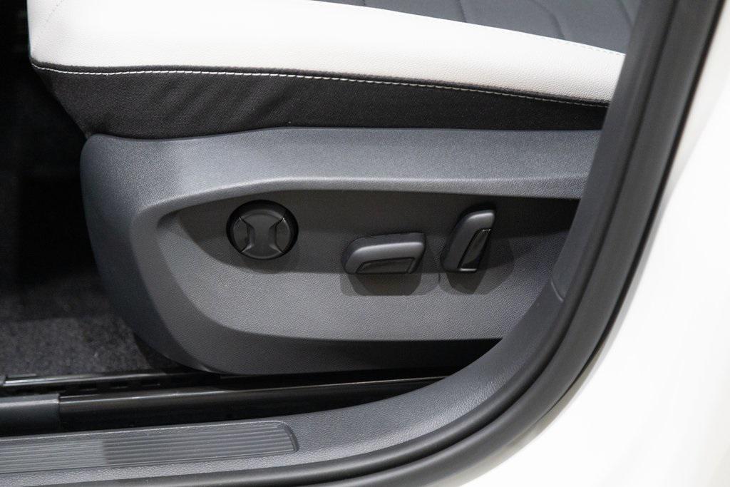 new 2025 Volkswagen Taos car, priced at $31,728